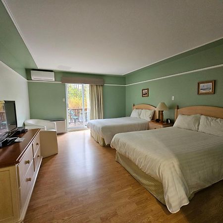 Hotel Au Petit Berger La Malbaie Exteriör bild